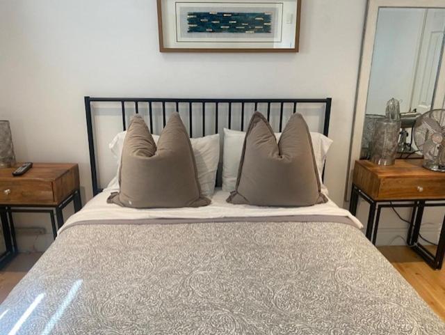 Clearbrooke Gem- Bright Private Bedroom Close To Yyz Toronto Exterior foto